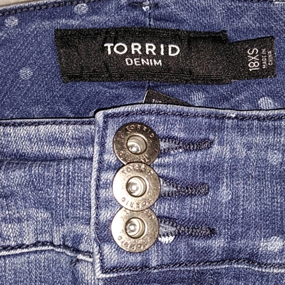 Torrid Denim faded polkadot Jegging 18xs 18p